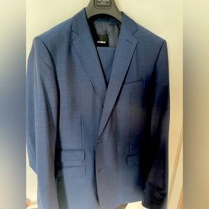 Strellson Mens Suit- 44 jacket and 36 pant